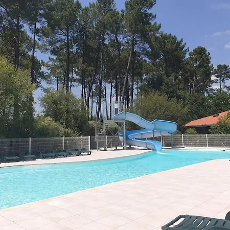Dans Village 3* Апартаменты Паранти-ан-Борн